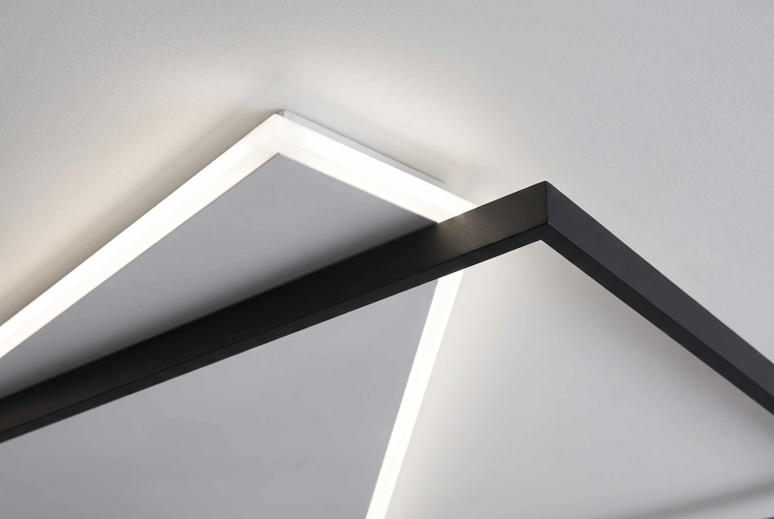 The Slipframe Ceiling Light, corner detail